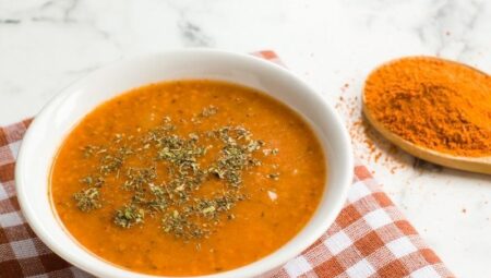 Kıymalı Naneli Tarhana Çorbası Tanımı