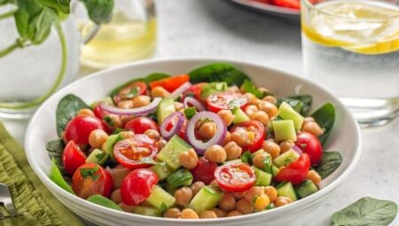 Nar Ekşili Nohut Salatası Tanımı