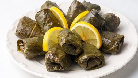 Zeytinyağlı Karalahana Sarması Tanımı